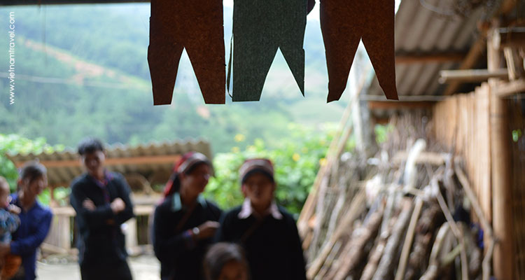 Vietnam-Hagiang-Dzaoethnicvillage-2