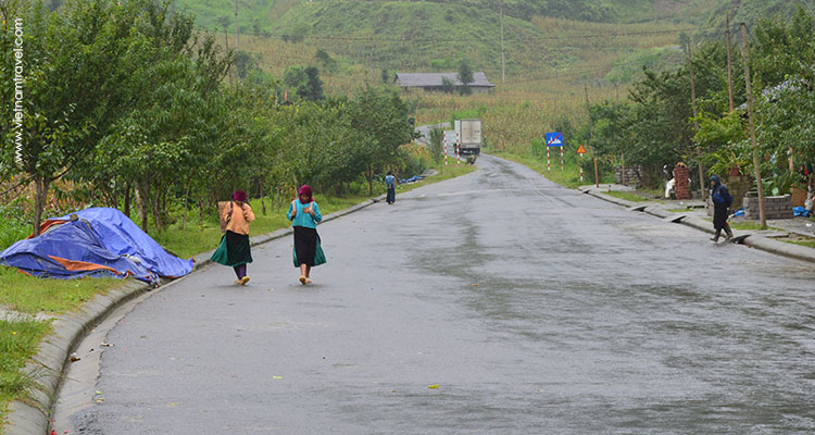 Vietnam-Hagiang-SunglawhiteHmongvillage-7