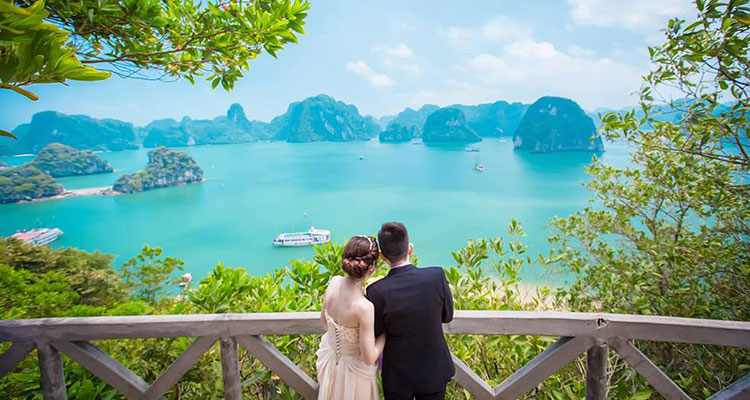 honeymoon travel in vietnam