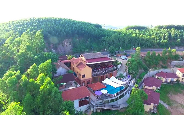 Phong Nha Lakehouse Resort