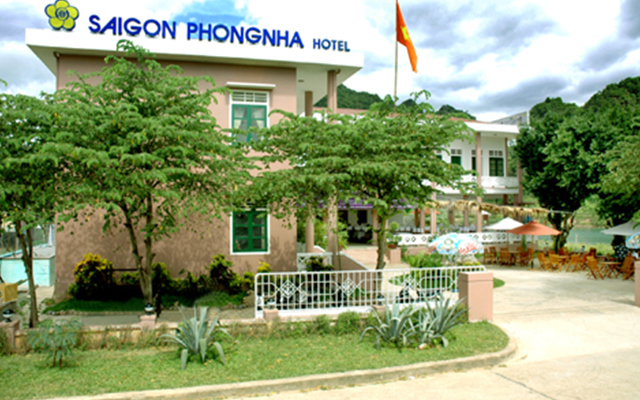 Saigon Phong Nha Hotel