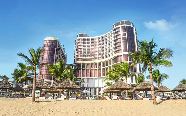 Holiday Beach Da Nang Hotel & Resort