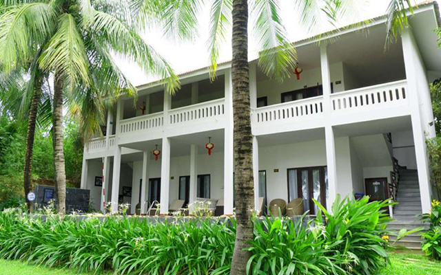 Vinh Hung Riverside Resort & Spa