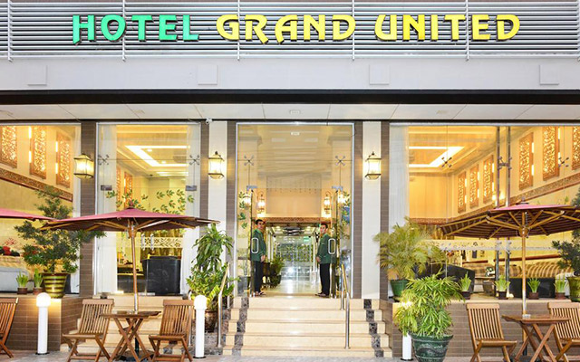 Hotel Grand United - Ahlone Branch