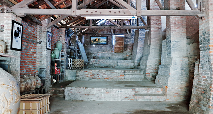 Vietnam-hanoi-Bat-Trang-Pottery-Village-3
