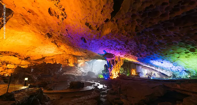 Vietnam-Halong-Dau-Go-Cave