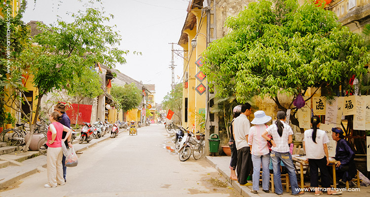 Day 6: Hoian Walking Tour – Boat Trip.