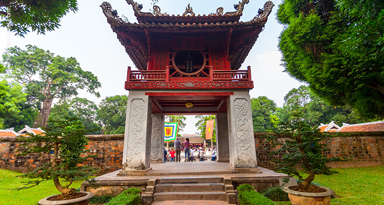 The Temple of Literature is a must-see attraction in Ha Noi