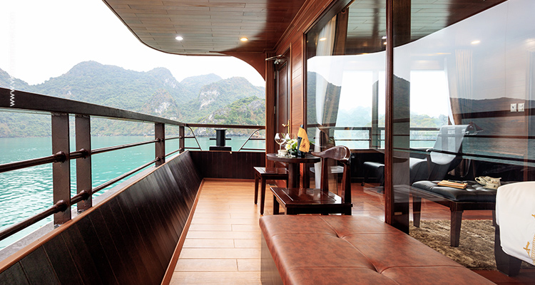 vspirit-premier-cruise-Premium-Suite-Balcony-2