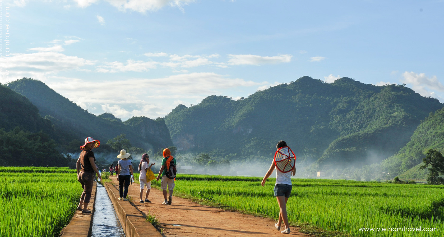 Mai-Chau-Tours-from-Hanoi-5