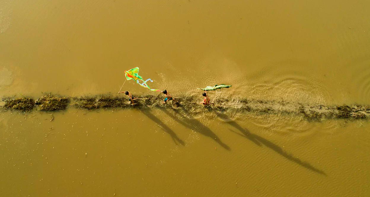 Vietnam photo viewed from above to the US newspaper