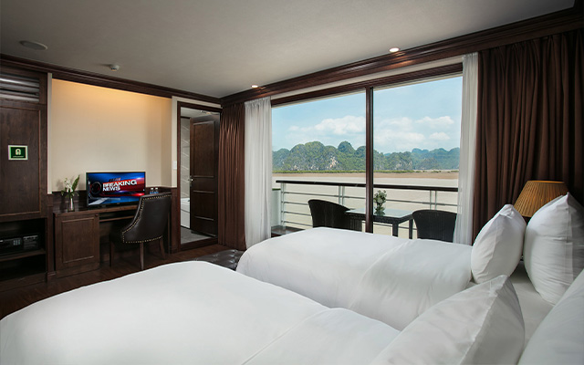 Elegance Suite Triple for 3 pax