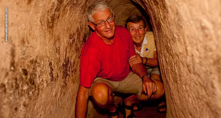 Chu Chi tunnels or Cu Chi tunnels - Which one is right name?