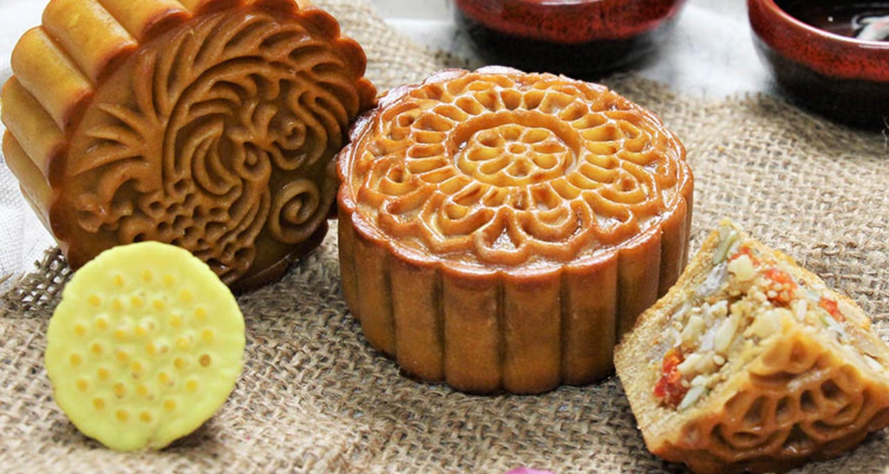 moon cakes Traditional mixed flavor