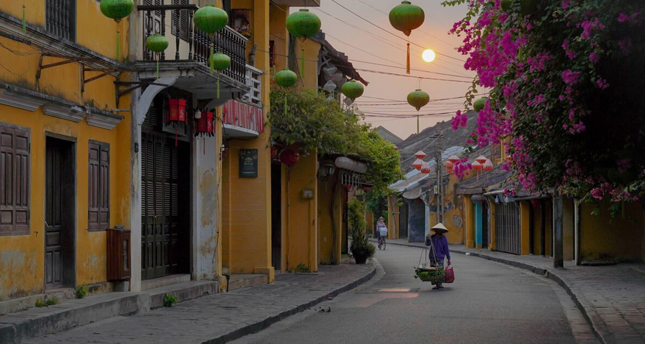 sunset in hoi an