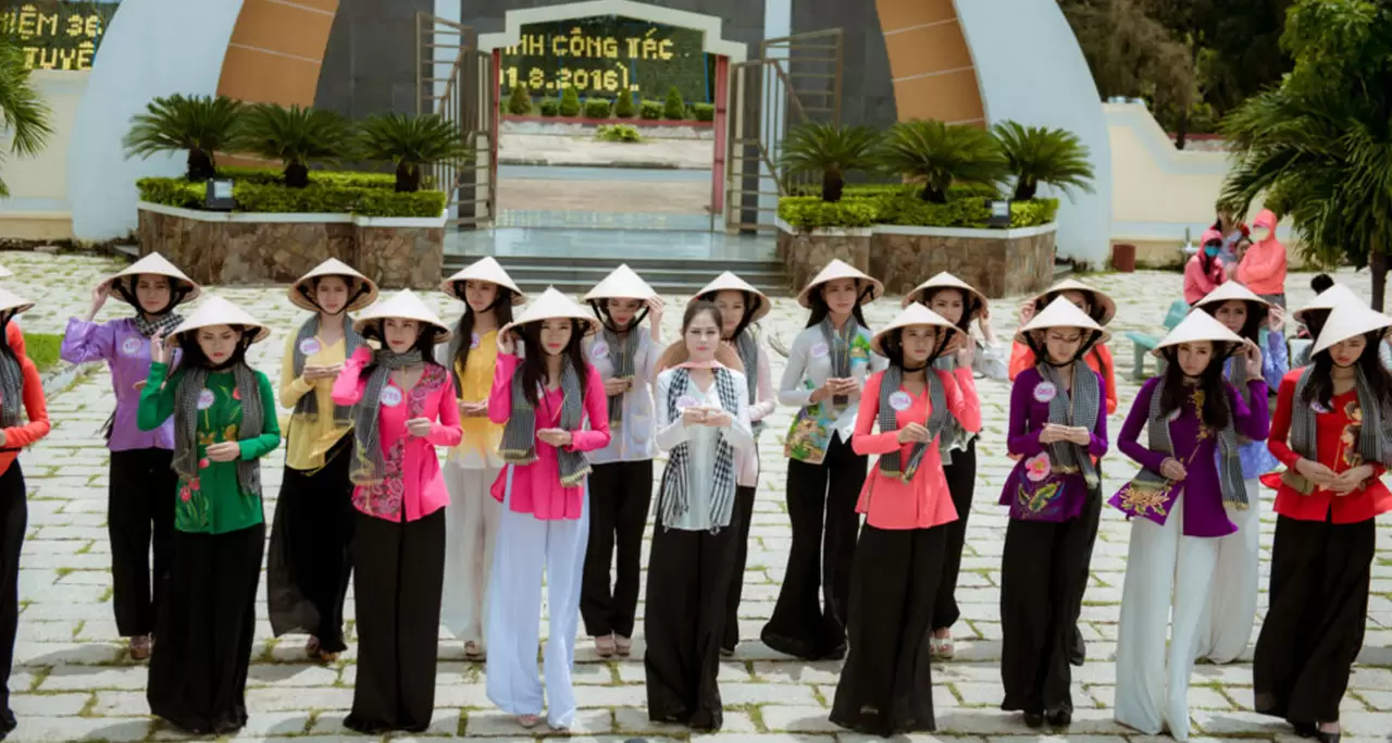 The Vietnamese most popular traditional costumes - ASEAN Vietnam Portal -  ASEAN INFORMATION GUIDANCE COMMITTEE