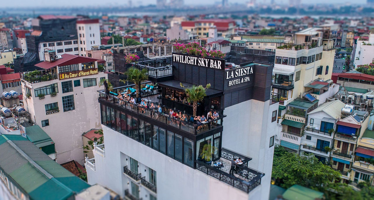 Twilight Sky Bar in La Siesta Central Hotel & Spa