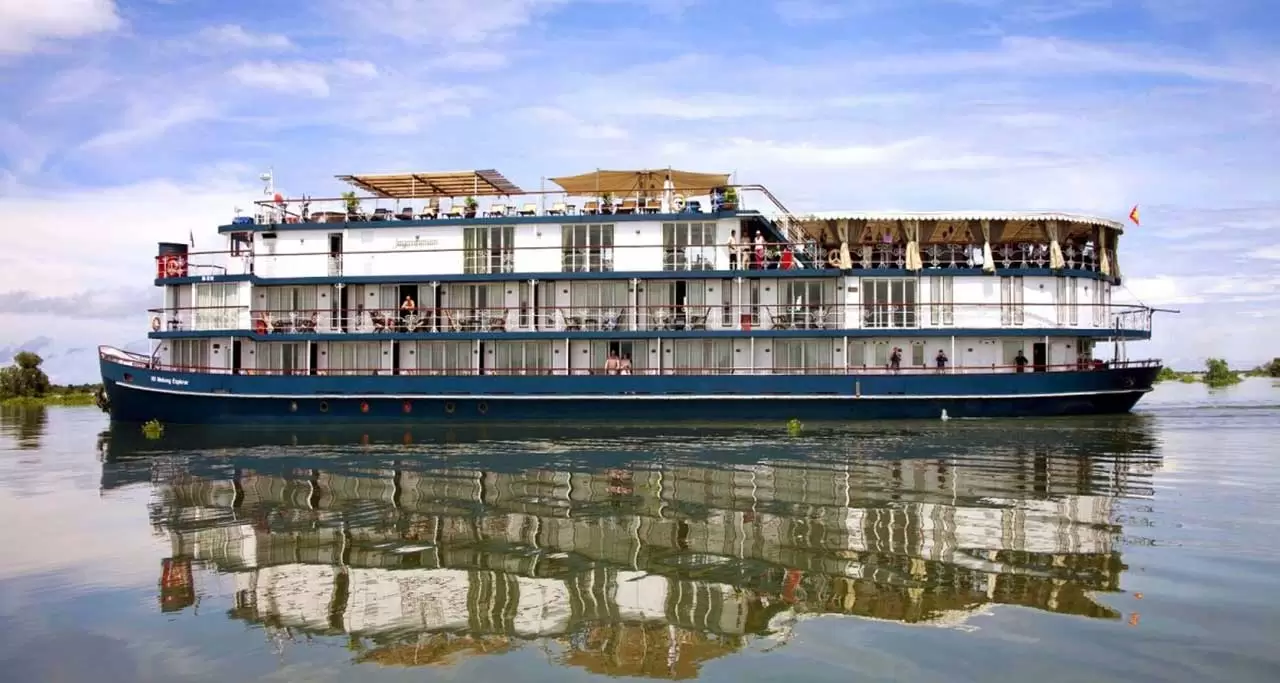 luxury river cruise asia