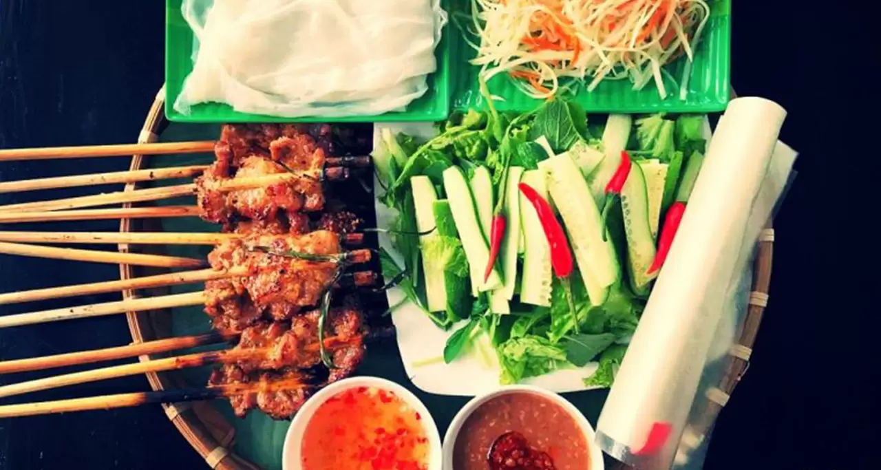 Banh Uot Thit Nuong is known as a popular dish in Hue Ancient Capital