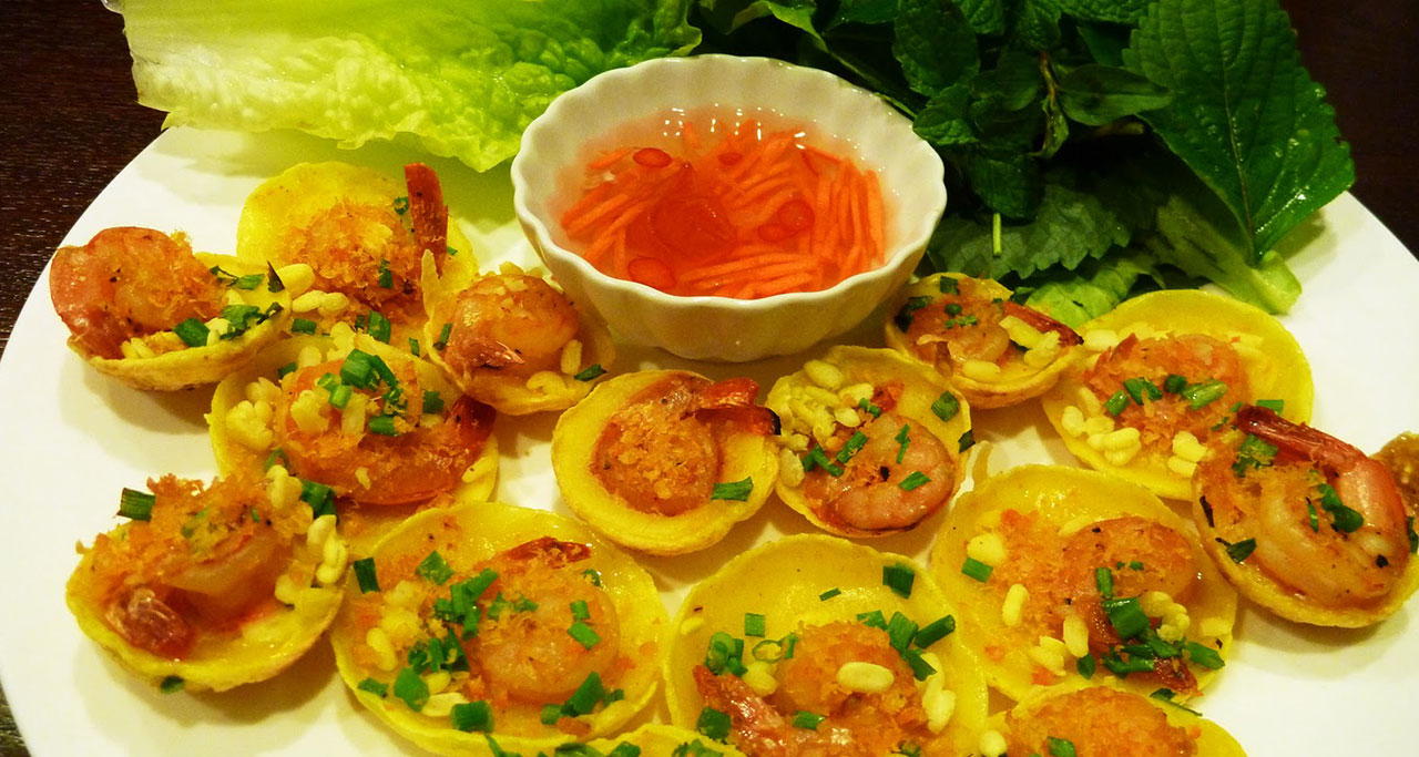 Banh Khot - a specialty of southern Vietnam