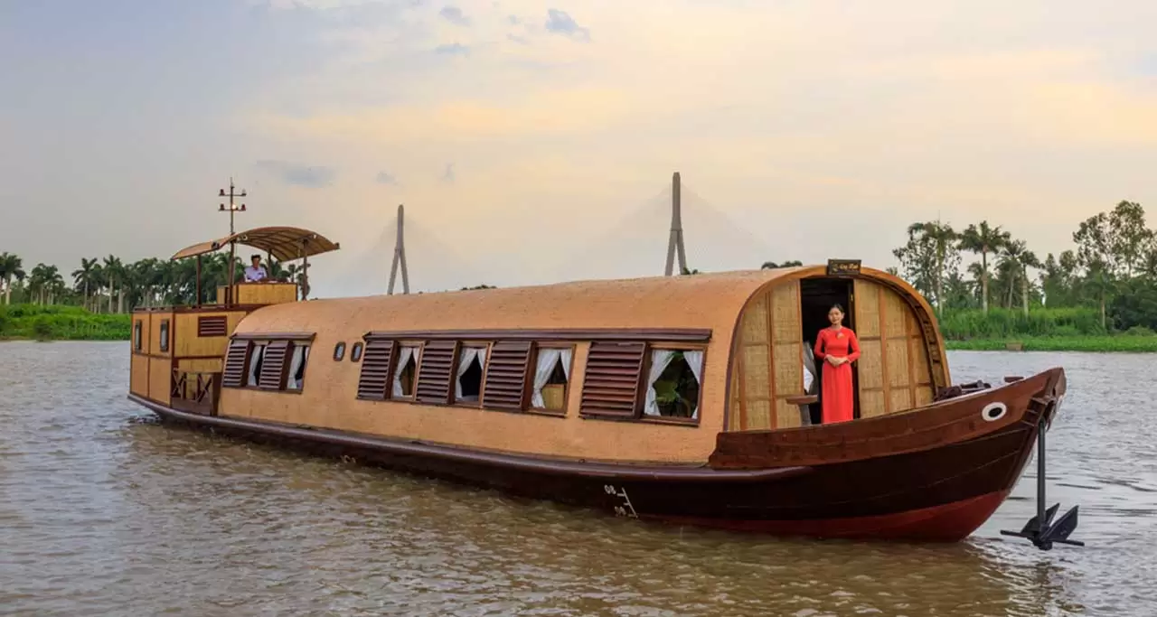 song xanh sampan, mekong cruise