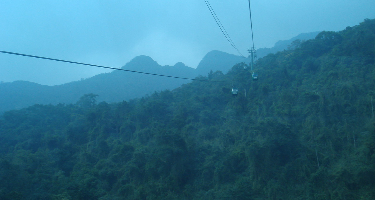 Yen Tu cable car system