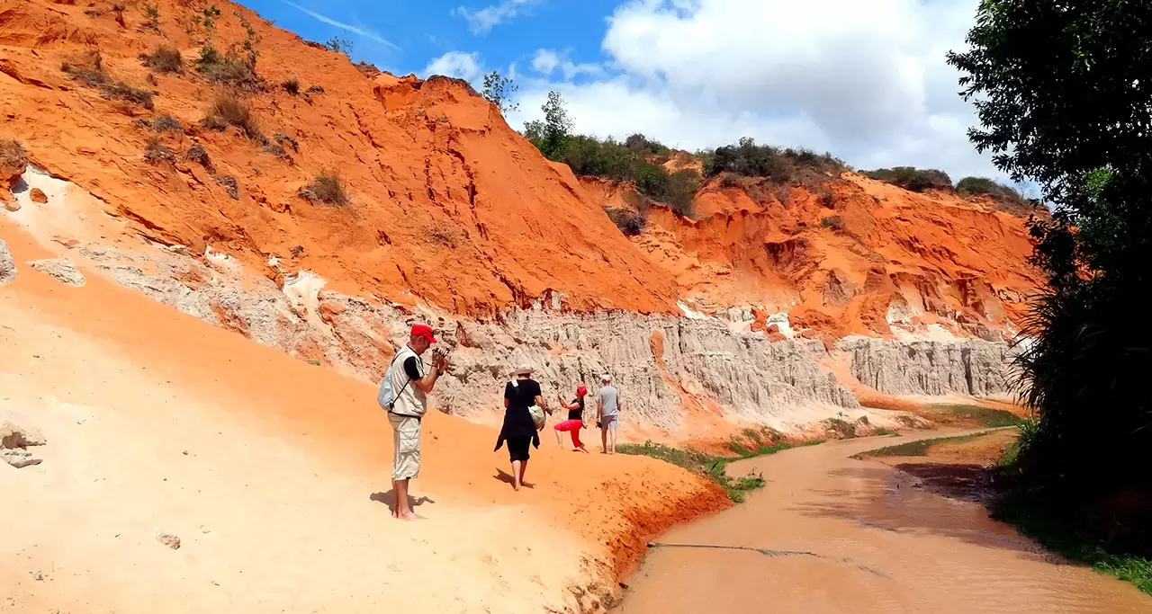 red sand dunes in Mui Ne