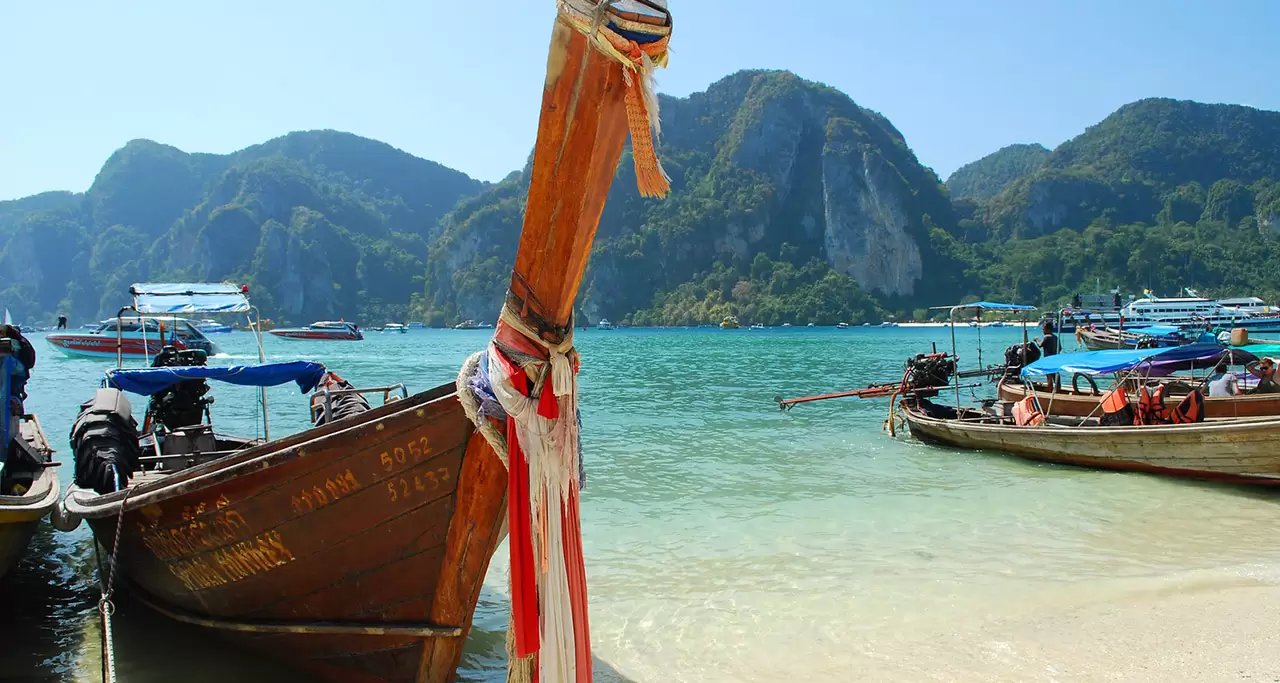 Halong Bay - Top 10 Places In Southeast Asia