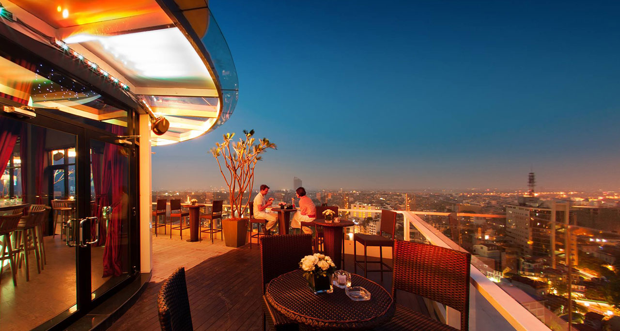8 Best Rooftop Bars in Hanoi with Stunning Views