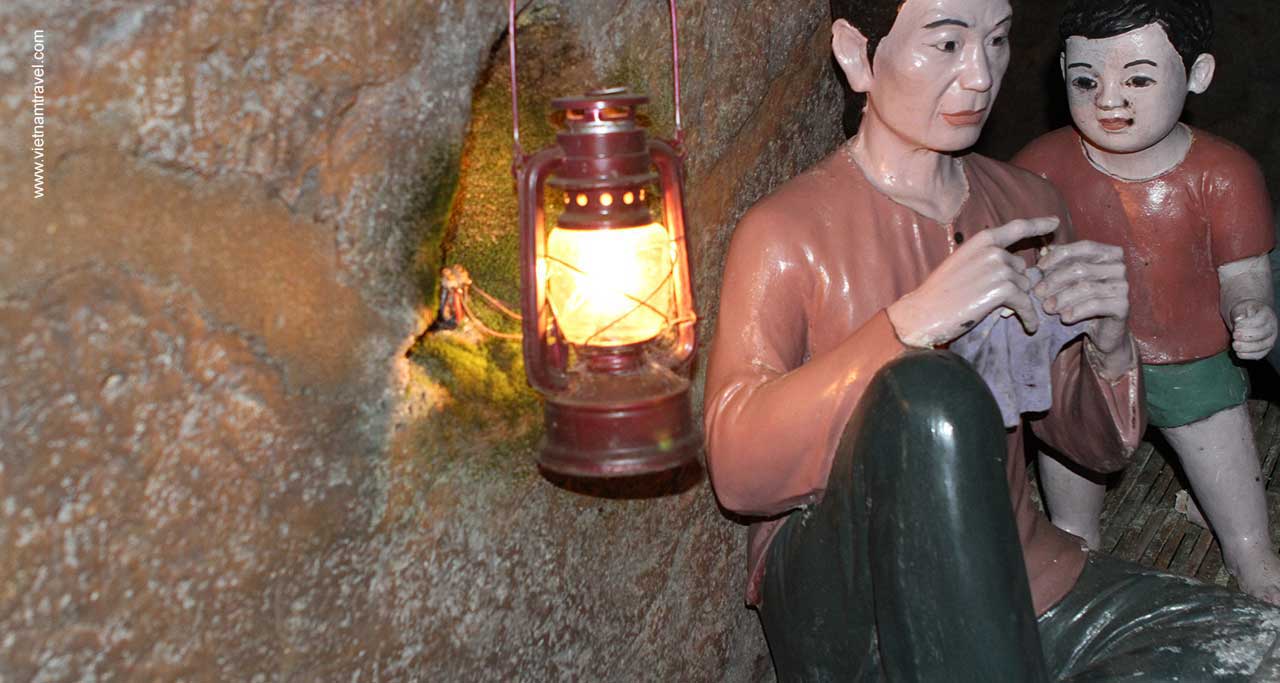 inside of Vinh Moc tunnels