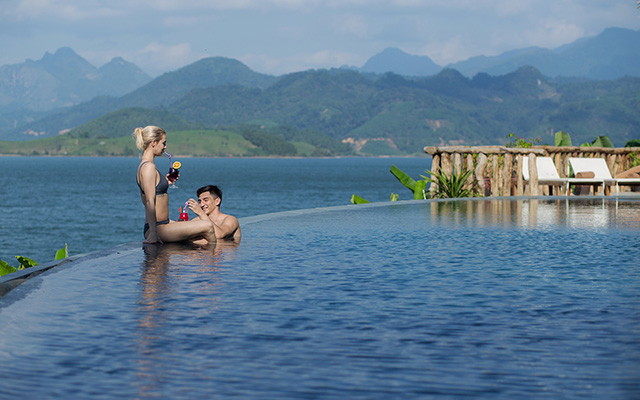 Top 5 Infinity Swimming Pools In North Vietnam