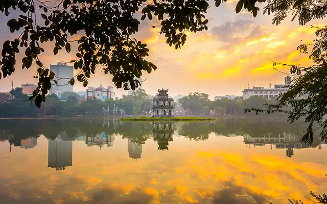 Overview of Hoan Kiem Lake, Hanoi