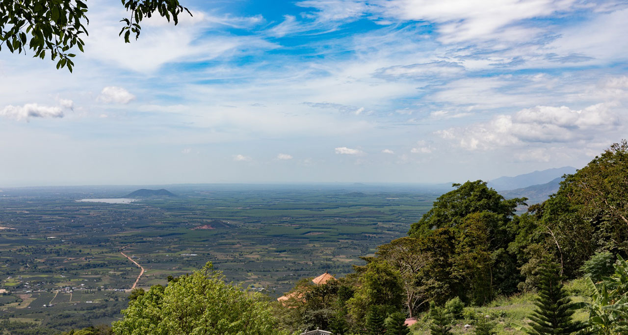 ta-cu-mountain-ham-thuan-nam-phan-thiet-3