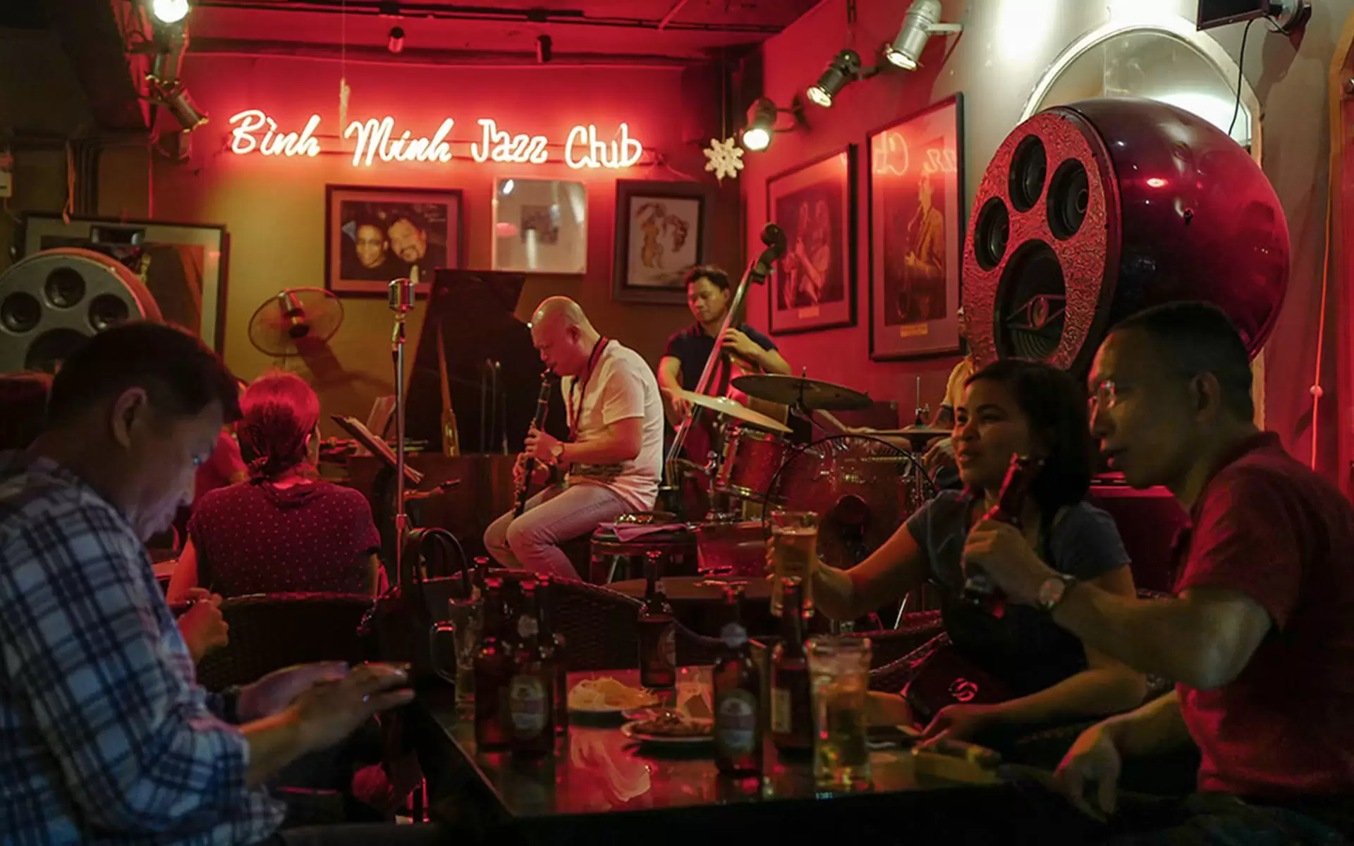 Binh Minh's Jazz Club - bar in Hanoi for jazz lovers
