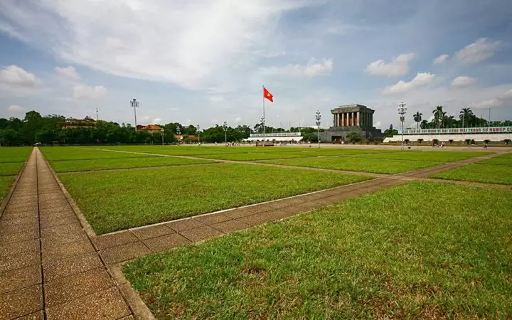 Ba Dinh square is located in front of Ho Chi Minh Mausoleum 