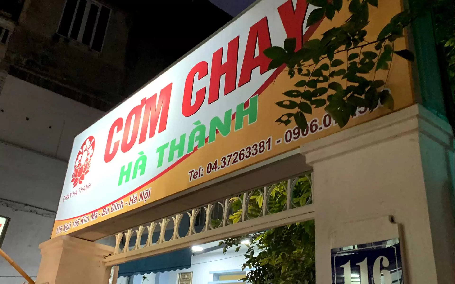 Enjoy wide range of food for different vegetarian meals at Ha Thanh restaurant