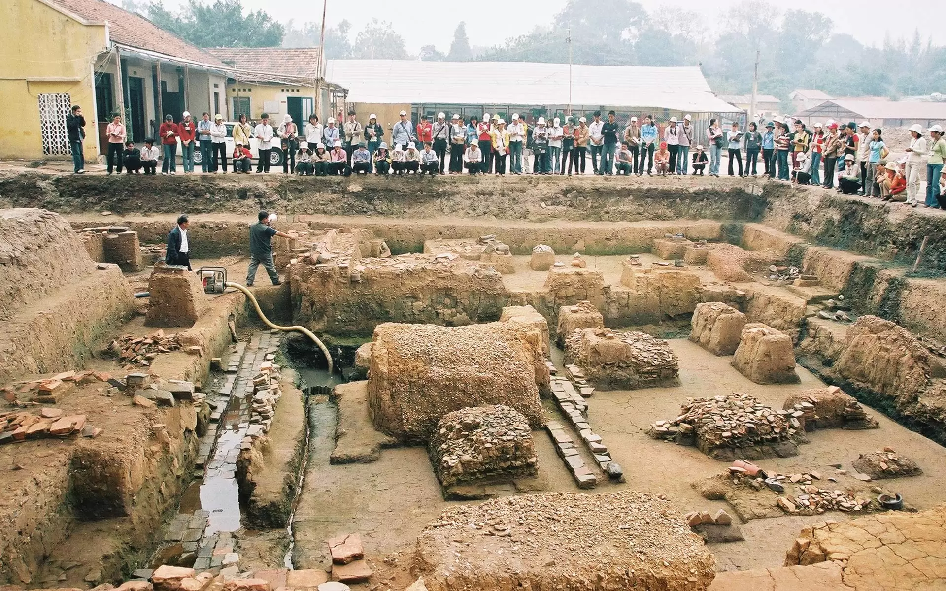 The archaeological site at 18 Hoang Dieu Street