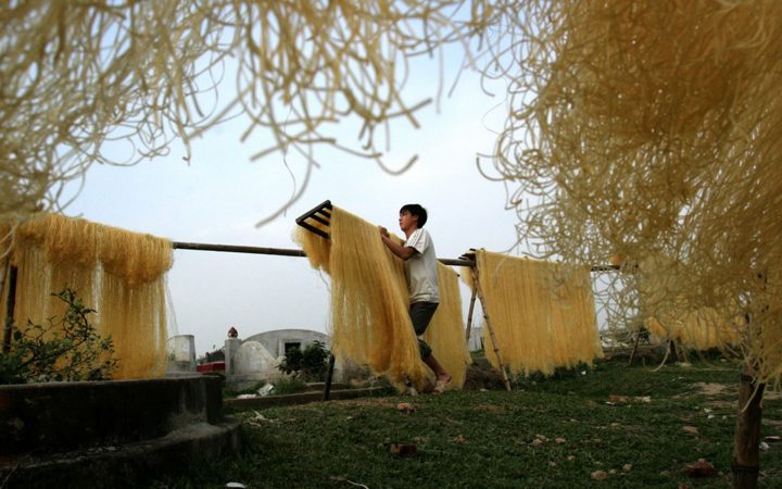 the process of making vermicelli