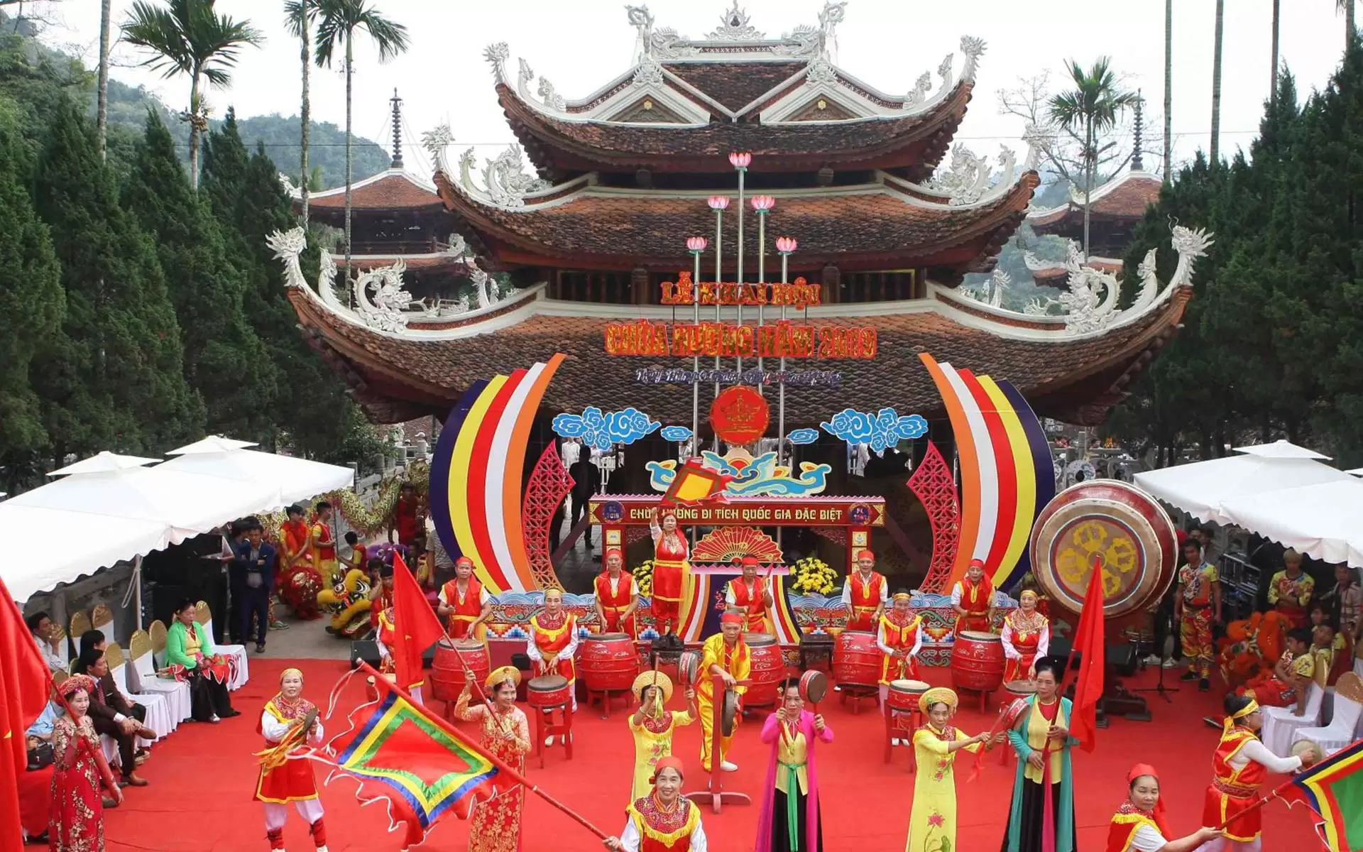 Perfume Pagoda Festival