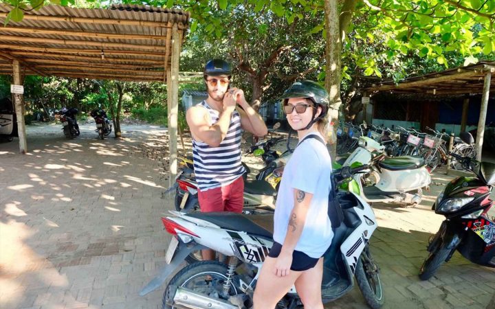 drive to Hoi An from Danang by motorbike