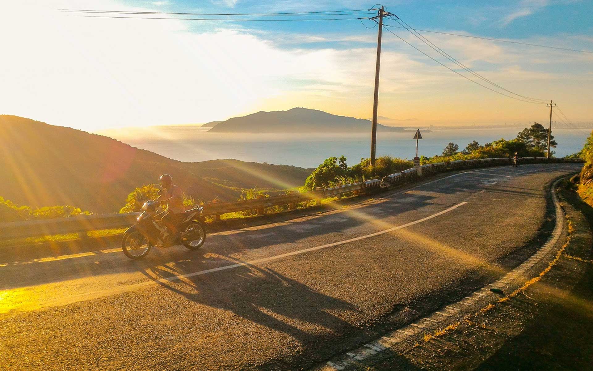 Hai Van Pass vietnam