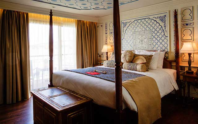 Signature Suite