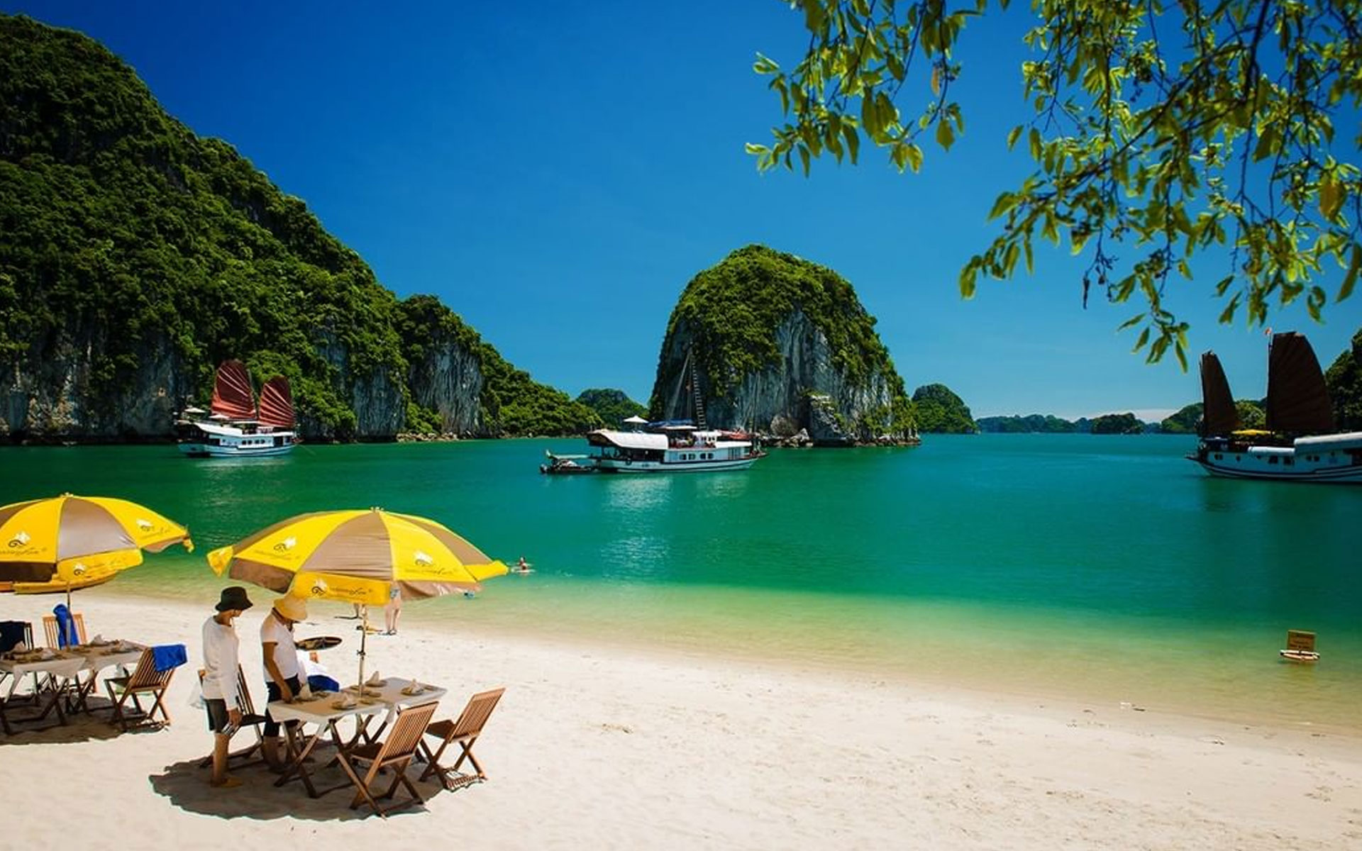 Ba Trai Dao Beach