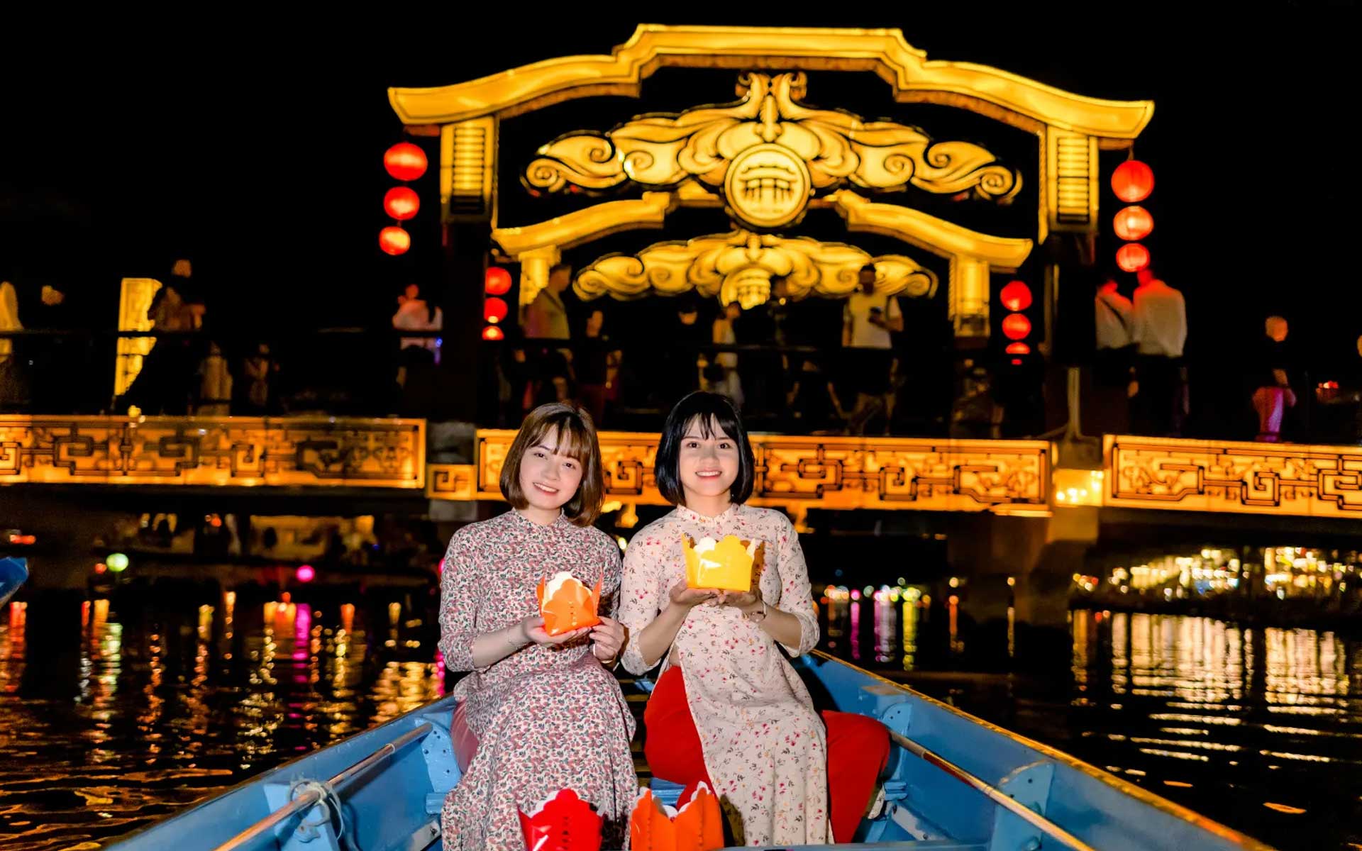 Boating on Hoai River