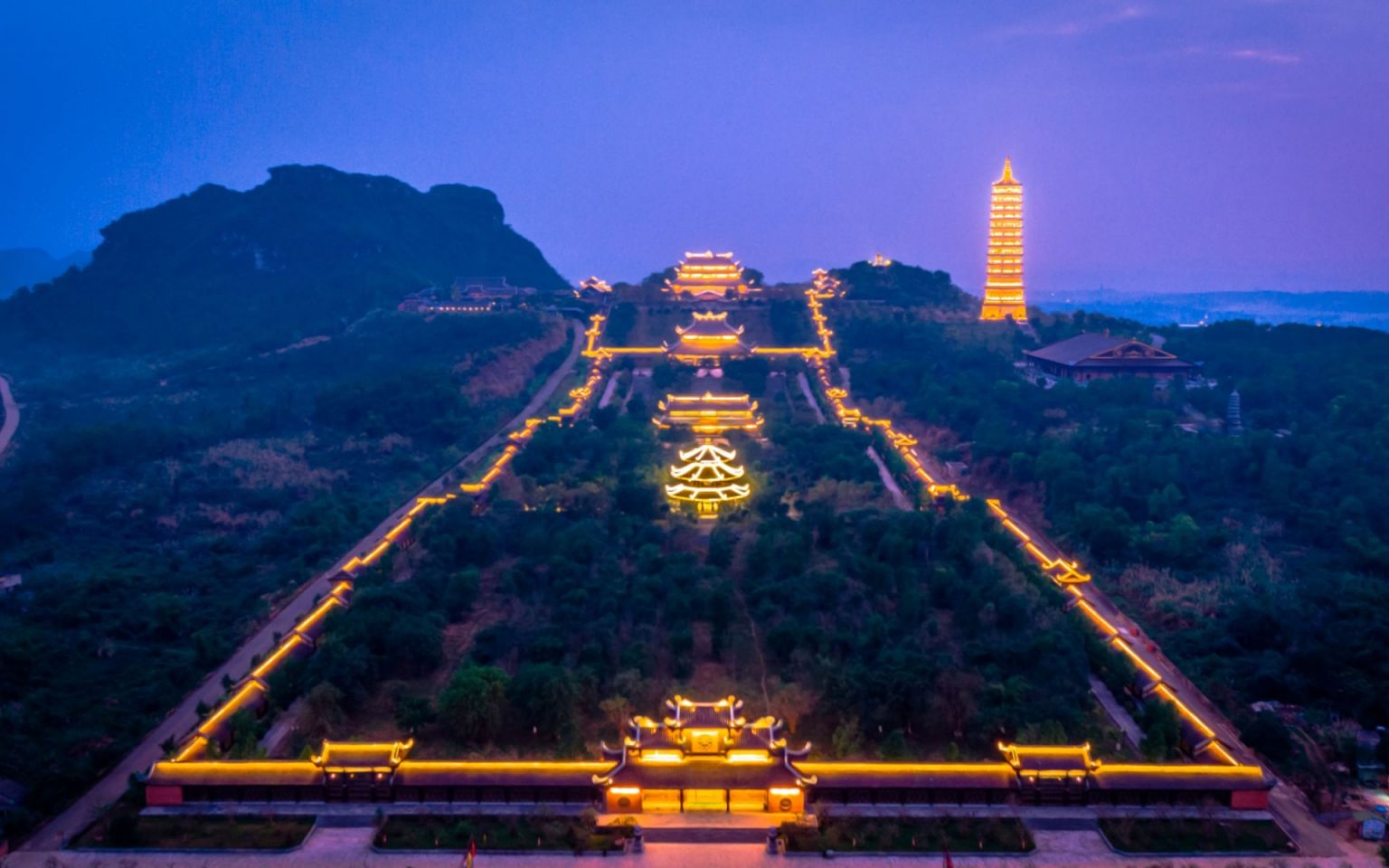 Bai Dinh Pagoda Complex: History, Festival, Architecture & Travel Tips