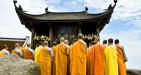Visit-Yen-Tu-Pagoda-23