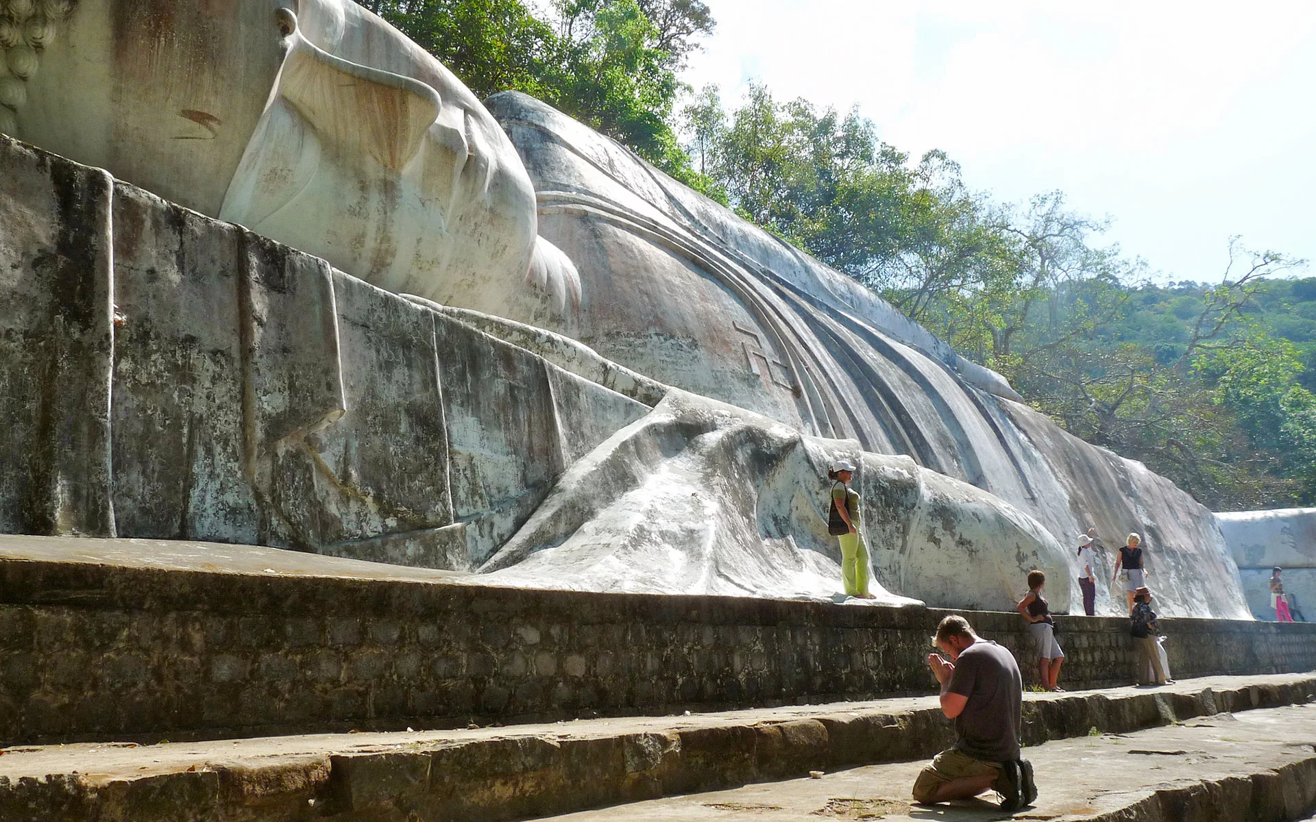 the biggest reclining Buddha statue of Vietnam in Ta Cu Mountain