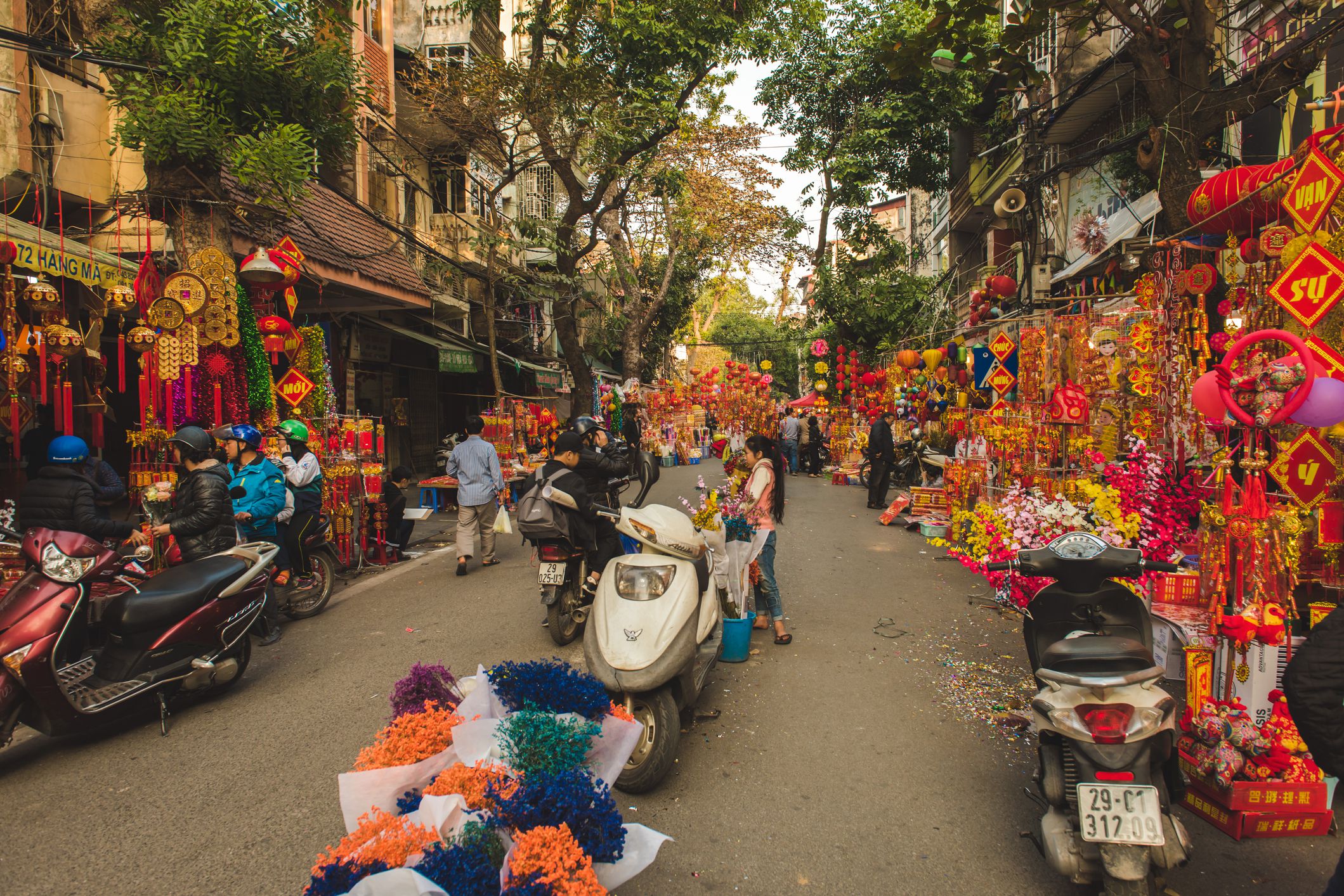 Vietnamese Culture: History, Traditions, Values, Customs, Beliefs, Food & More