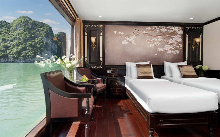 Elegant Royal Suite