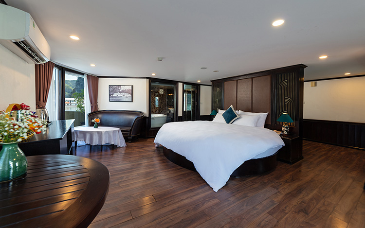 Royal Suite Cabin